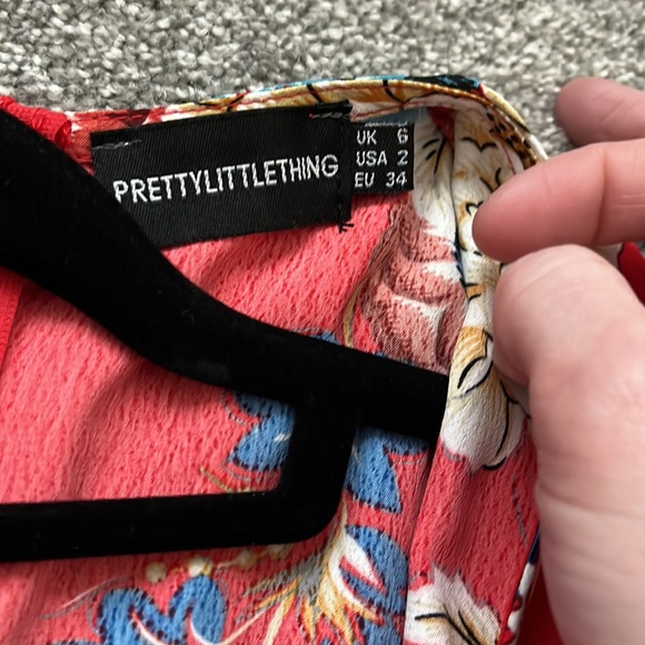 NWOT Pretty Little Thing Maxi - Picture 3 of 8